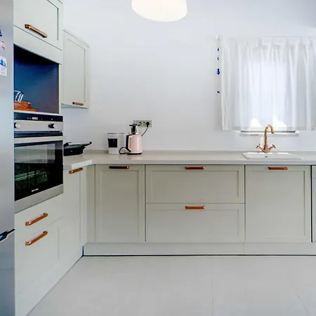 فيلة Sea View Flat With Terrace 3 Min To Beach *