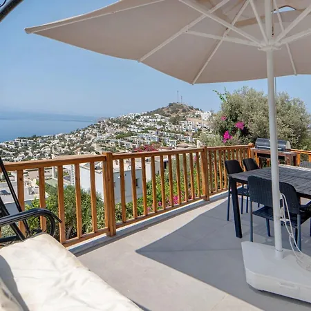 וילה Sea View Flat With Terrace 3 Min To Beach גומושלוק