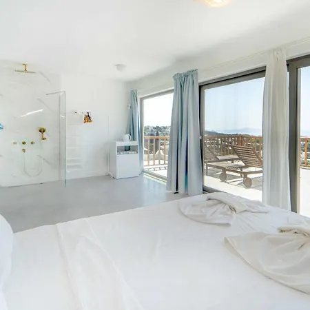 Sea View Flat With Terrace 3 Min To Beach וילה