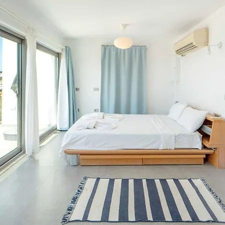 Sea View Flat With Terrace 3 Min To Beach * גומושלוק