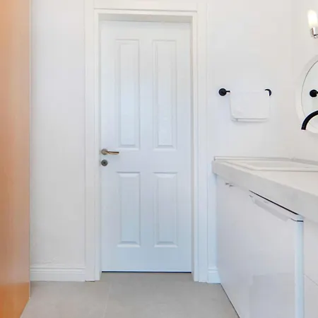 Sea View Flat With Terrace 3 Min To Beach * غوموشْلوك